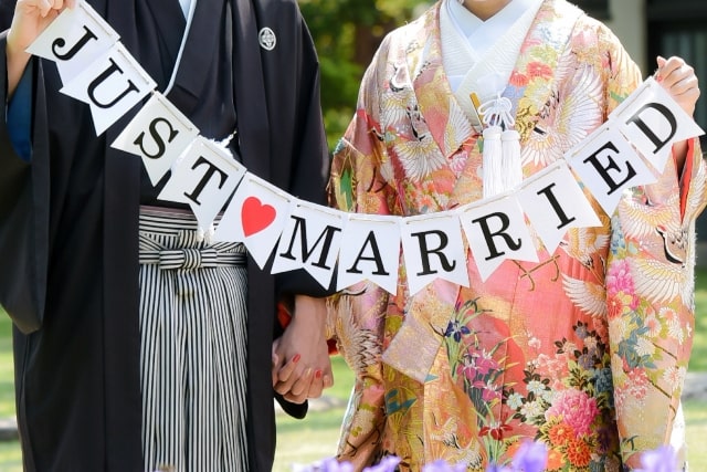 JUST MARRID！