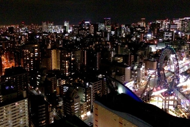 夜の東京都文京区