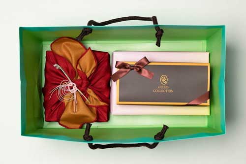 引き出物袋の入れ方「タオルありの三品の実例」