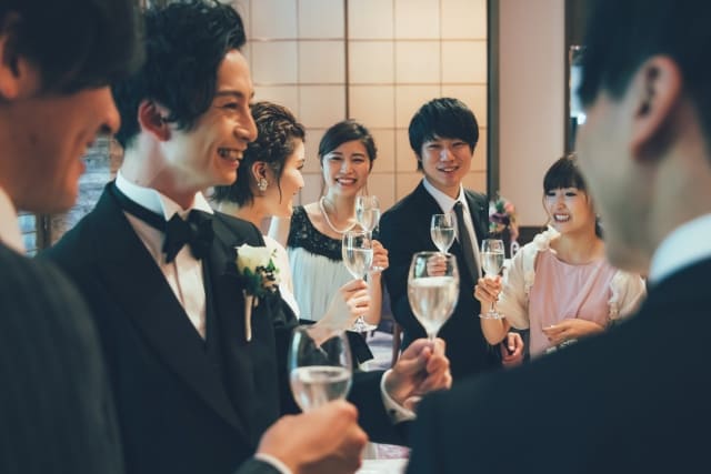 新郎新婦との歓談