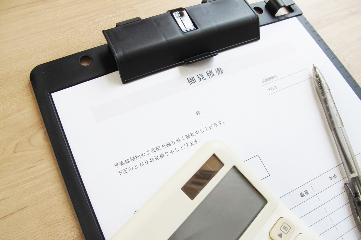 なぜ結婚式の見積りはあがる？アップさせない準備と対策